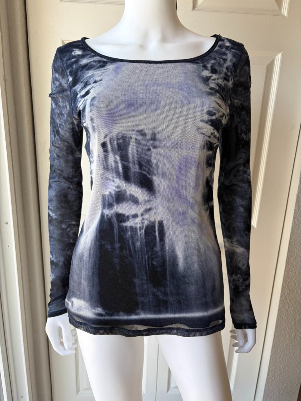 Vivienne Tam size large long sleeve abstract waterfall print mesh top